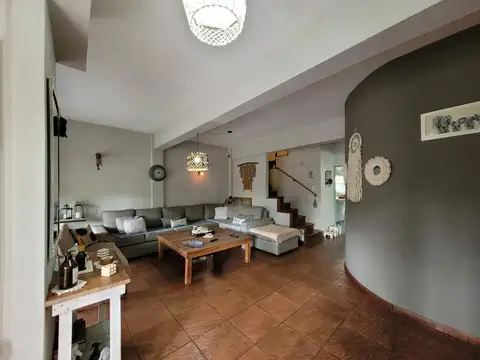 Depto Tipo Casa en Venta de 3 dormitorios