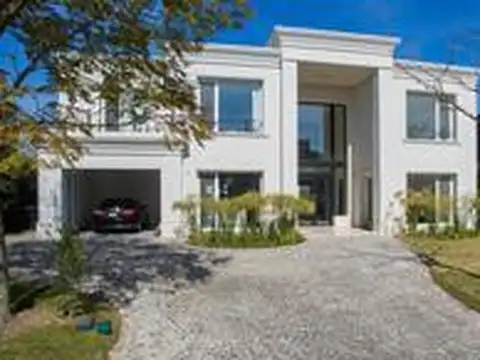 Espectacular casa en alquiler temporal El Golf Nordelta ENERO/FEBRERO/MARZO