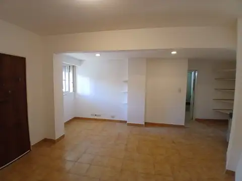 Muy buen departamento de 2 ambientes en planta baja