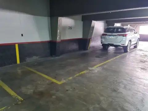 COCHERA EN VENTA (SAN NICOLAS)