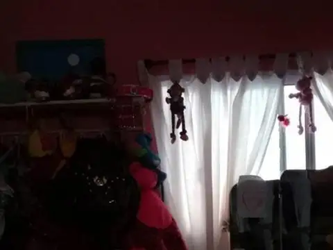 Casa en Alquiler en Pompeya, $ 2.000.000