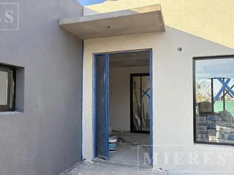 Casa en Venta en Pilar Del Este - Santa Elisa, USD 155.000