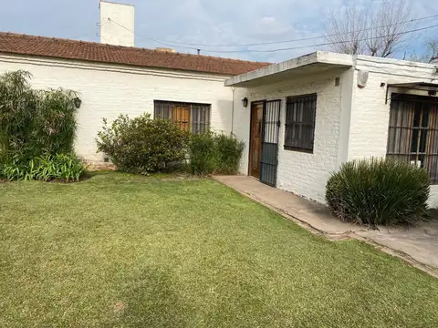 Venta Casa Bella Vista 4 amb Pileta Parrilla