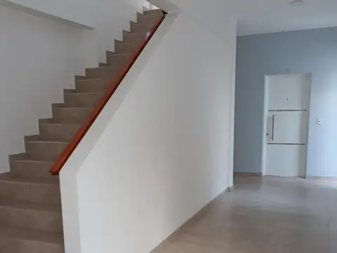 Departamento en Venta en Adrogue, USD 129.500