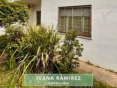 Casa 4 ambientes con 1 baño