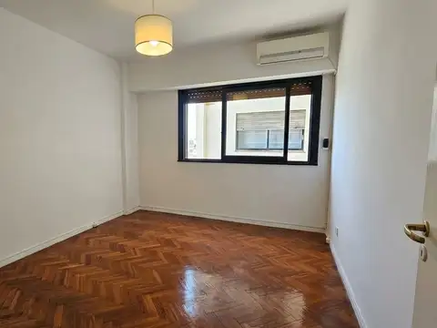 Avenida Galicia 700