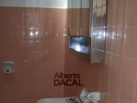 Casa en Alquiler en La Plata, $ 800.000