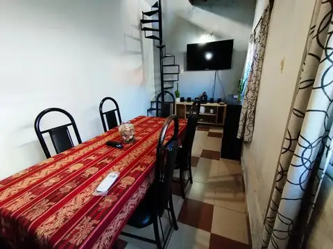 Depto Tipo Casa en Venta al Oeste