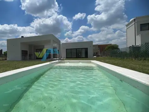 Casa  en Venta en San Sebastian - AREA 8, San Sebastian, Escobar