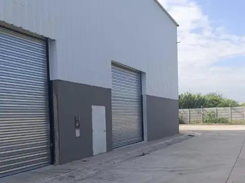 Excelente Depósito en Alquiler en Rosario