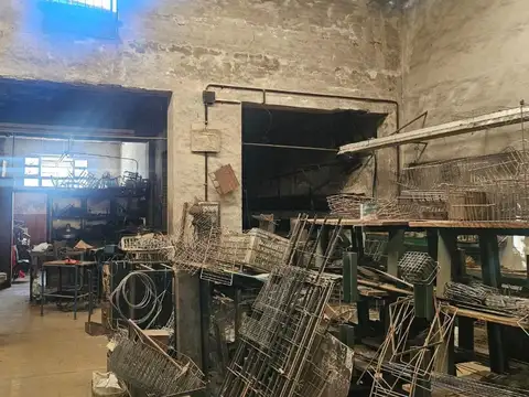 Galpón en venta en Martinez