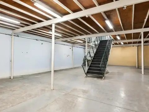 Galpon en Venta en Barrio Jardín Mayoraz, USD 380.000