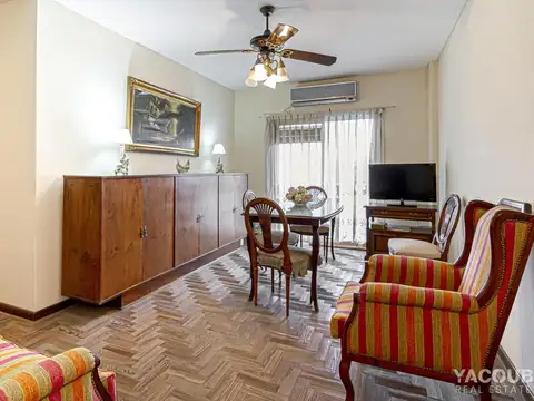 Departamento en venta - 2 Dormitorios 1 Baño - Parque Patricios