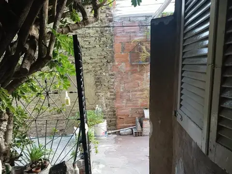 Depto Tipo Casa en Venta en Lomas de Zamora, USD 42.000