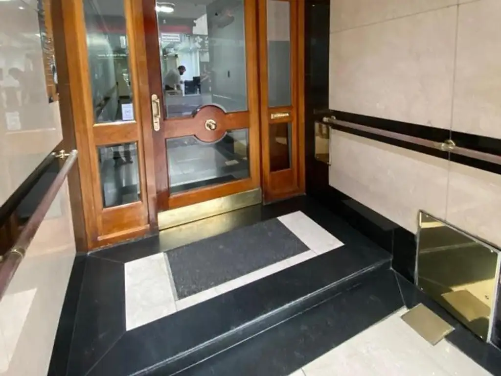 Rivadavia 157 , Piso 9