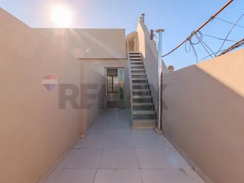Depto Tipo Casa en Venta de 2 ambientes