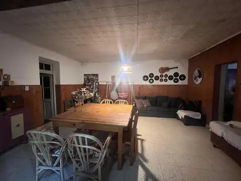Casa 4 ambientes con 1 baño