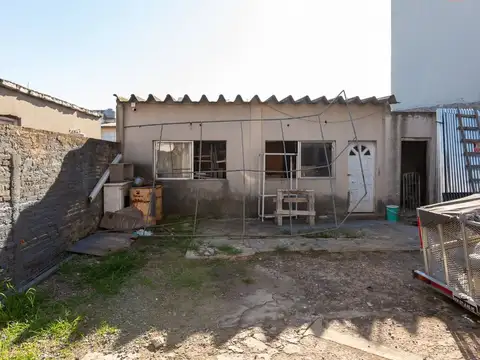 Terreno en Venta en Villa Santos Tesei, USD 225.000