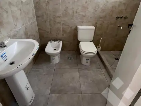 Depto Tipo Casa en Venta con 1 cocheras