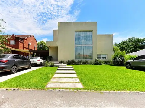 Hermosa casa a la venta en Campo Chico - Pilar 