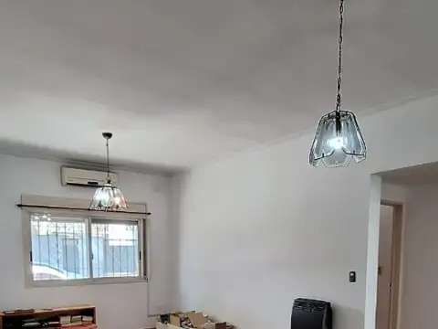 Depto Tipo Casa en Alquiler de 3 ambientes