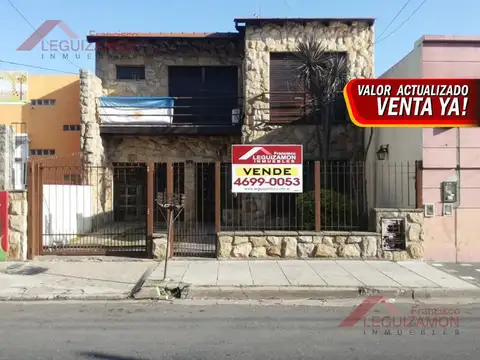 Casa en  CORONEL DOMINGUEZ al 743  LOTE UNICO 