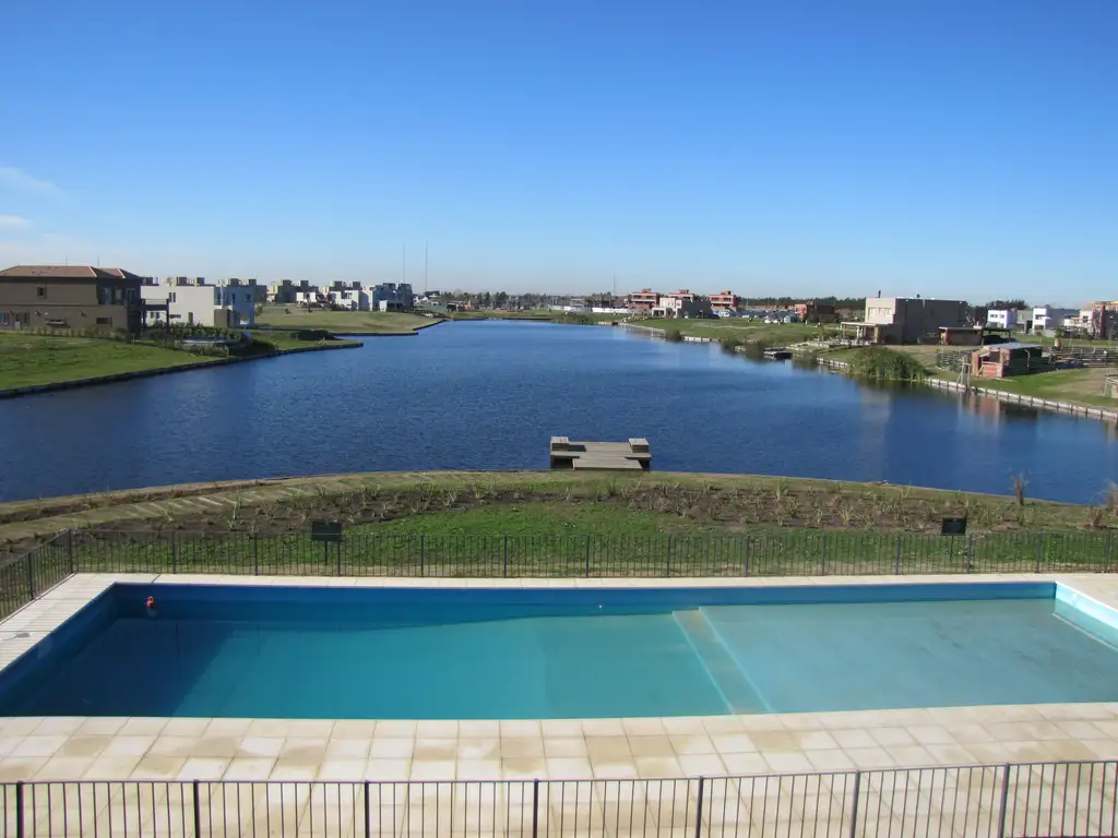 Actividades deportivas futbol, tenis en Nordelta - Castaños