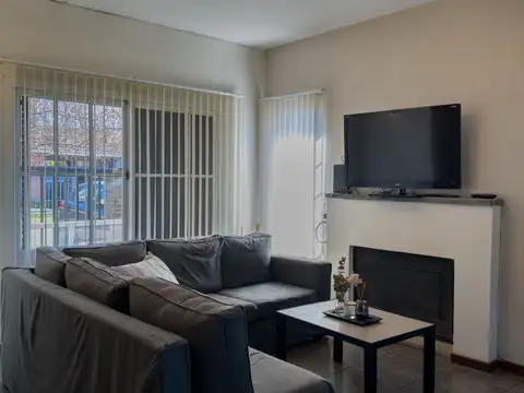 CASA EN VENTA GONNET