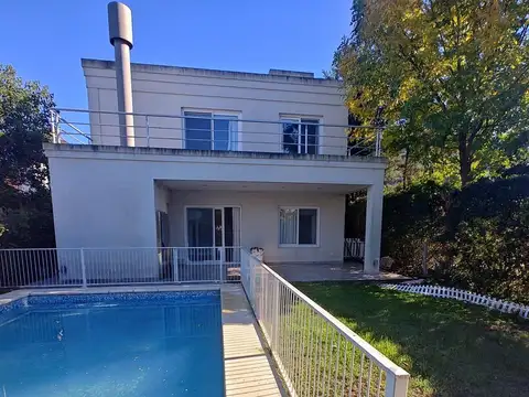 Casa en Venta con 1 cochera