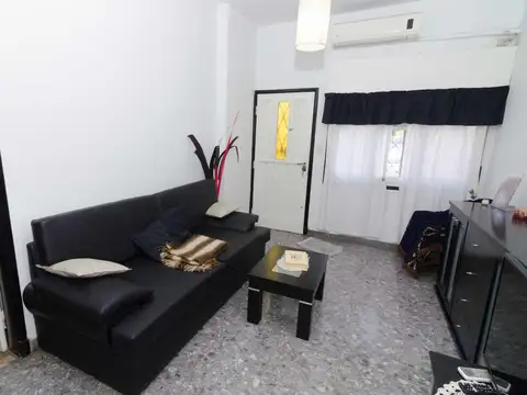 Depto Tipo Casa en Venta 26 años