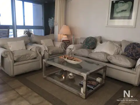 Departamento en Venta en Península, USD 365.000