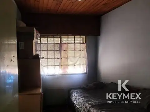 Casa con consultorio o dependencia en venta, Berisso