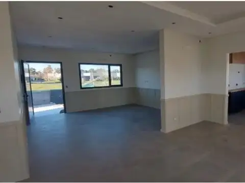 Casa en Venta en Santa Isabel, USD 190.000