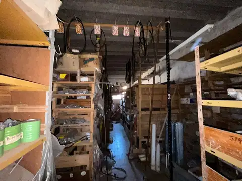 Local en Venta Via Pública