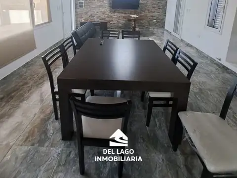 Pilar Monserrat 200