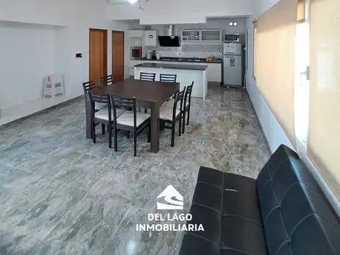 Casa 5 ambientes con 2 baños