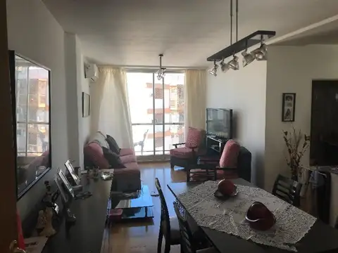 Av. San Martín 5192 , Piso 8