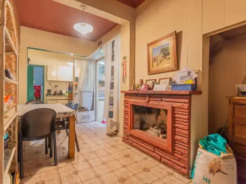 Depto Tipo Casa 4 ambientes con 2 baños