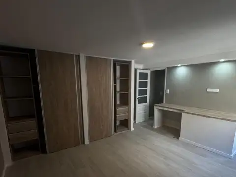 Casa 6 ambientes con 2 baños