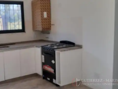 Depto Tipo Casa 2 ambientes con 1 baño