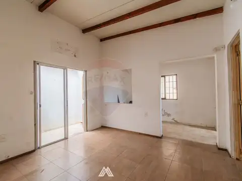 VENTA CASA DOS DORMITORIOS PATIO Y GARAJE CERRITO