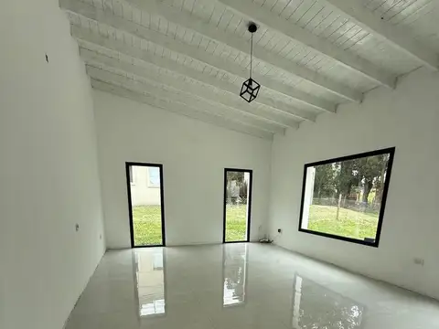 Venta de chalet - 4 ambientes - Las Focas 600 - Barracas de San Benito - Chapadmalal