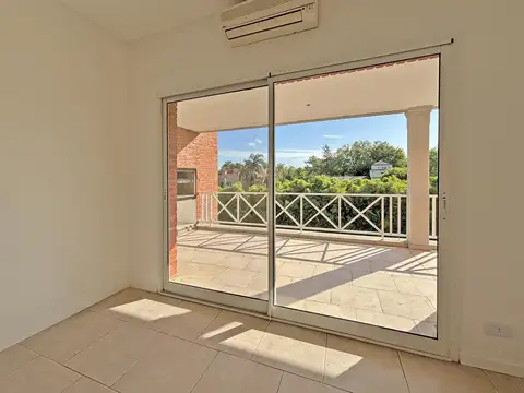 Departamento en Alquiler en Condominio Tortugas I, USD 900