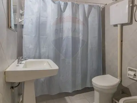 Casa en Venta con 5 cocheras