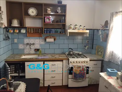 chalet y casa en Goya 1025, entre Bacacay y Carabobo