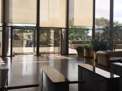 Eduardo Madero al 1000