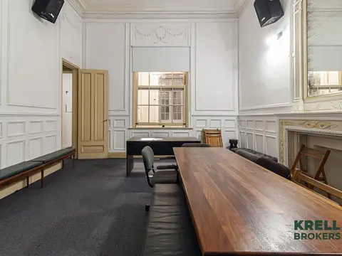 Edificio Comercial en Balvanera