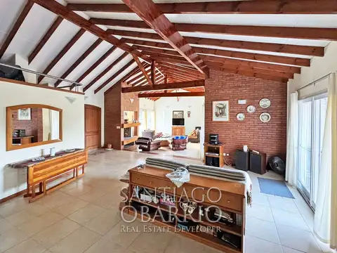 Casa en Venta de 340m2 en haras El Argentino Farm Club de Lujan 100