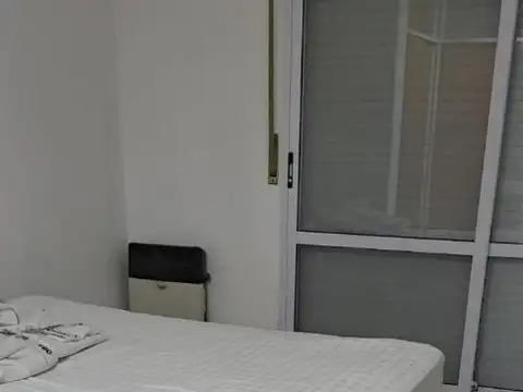 Semipiso de 1 Dormitorio con Patio Exclusivo en ParqueEspaña