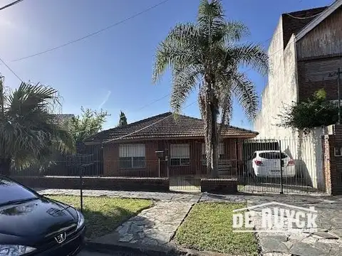 Casa en Venta en Quilmes Oeste, USD 109.999